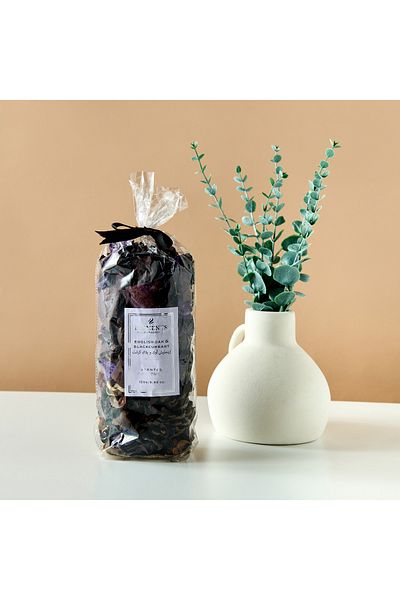 Element's Elements English Oak and Blackcurrant Potpourri Dry Flowers - 150 gms