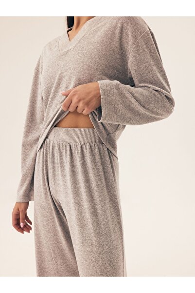 Henderson Modern stylish cotton women's pajama with classic cut and elegant design Blouse & Pants | Fudge