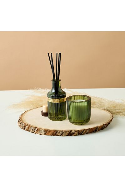 Lifestyle Lemon and Lavender Reed Diffuser and Candle Gift Set