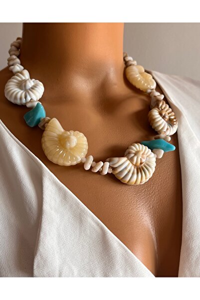 Aka Yazlık deniz kabuğu kolye