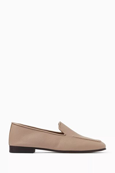 12storeez Square Toe Leather Loafer Shoes