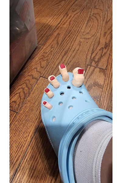 Crocs 5 Parmak Şeklinde Terlik Süsü – Sağ & Sol Ayak Seti (Crocs Uyumlu)