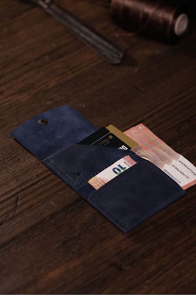 Derimoda Genuine Leather Handmade Card Holder Wallet – Minimalist Design with Cash and Card Compartments