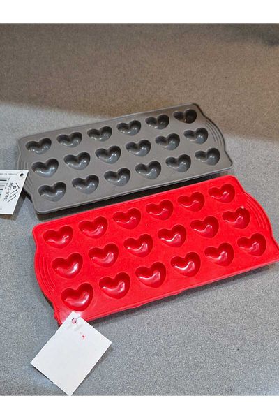Lider MAGNESİA Practical Heart-Shaped Silicone Ice Craft Silicone Non-Stick Freezer Heart Ice Craft 18 Pieces Red