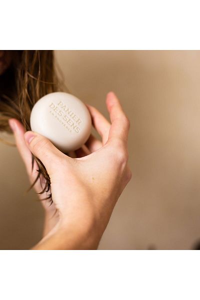 PANIER DES SENS Solid shampoo for normal hair - Soothing Almond 75g