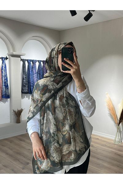 Merwiss Aura Silk Crepe Shawl - Green