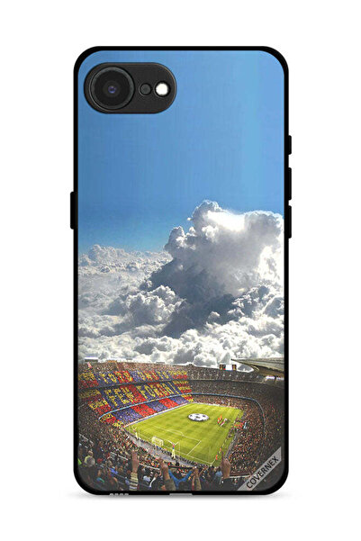 Covernex غطاء حماية لجهاز Apple iPhone 16e بتصميم ملعب كرة قدم