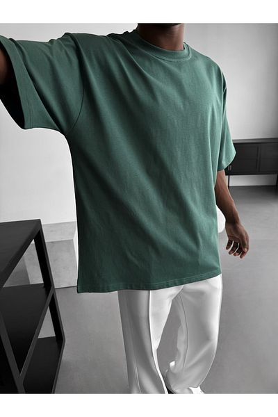 TREND KOMBİN Унисекс тениска Oversize в цвят борово зелено - цветна тениска от 100% памук
