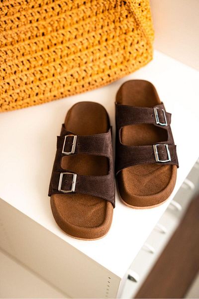 Lovittoman Brown Suede Poly Sole Men's Slippers with Buckle Detail