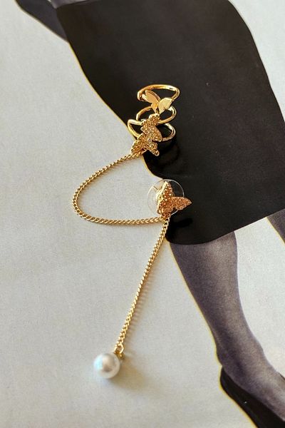 Trendy Butik Chain Dangle Butterfly Detail Cartilage Earrings