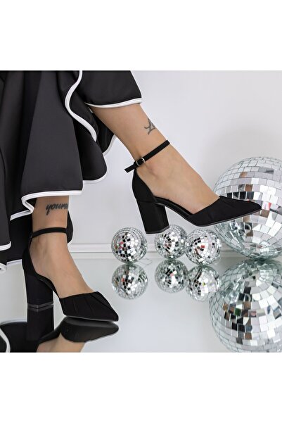 mei Pantofi cu Toc Gros 3XKK130 Negru |