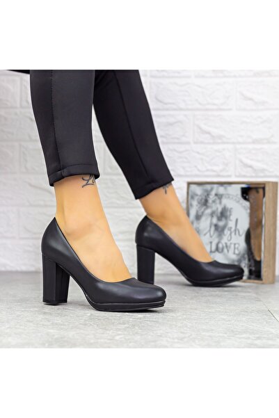 mei Μαύρα ψηλοτάκουνα παπούτσια 2YXD33A