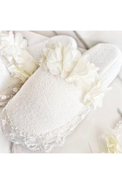 pegu baby collection Maternity Slippers and Pearl Crown Set