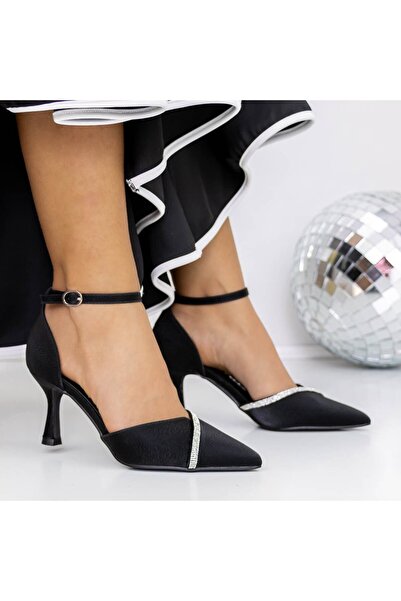 mei Обувки на тънък ток 3XKK101 Черни |