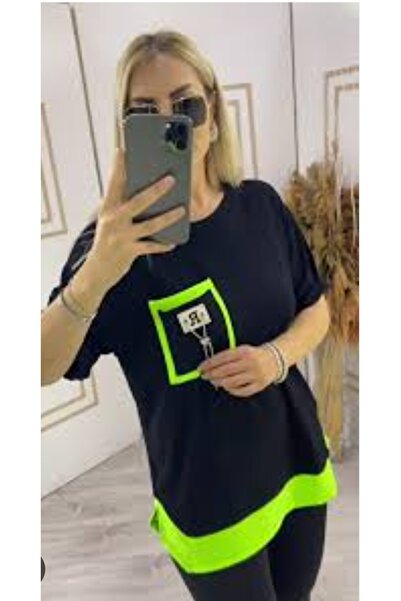MODA Neon yeşil renk cep ve zincir detaylı modern sıra dışı güzellikte T shirt