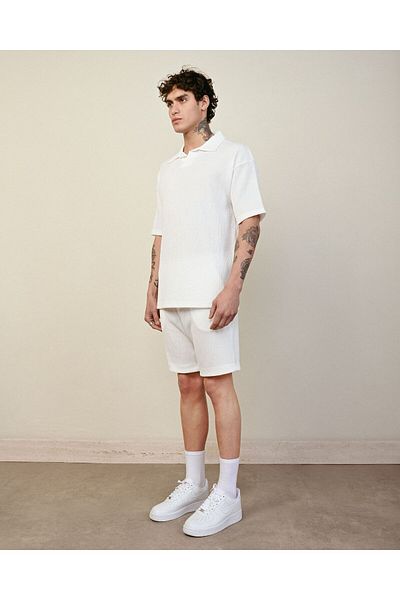 TÜZeMEN Textured Fabric Sports Shorts
