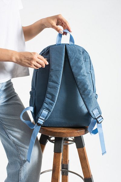 Çanta Trend Geantă de școală unisex Mega Size cu curele ortopedice reglabile și compartiment pentru laptop cu mai multe compartimente