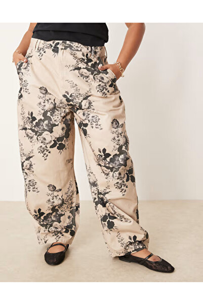 Şans Γυναικείο τζιν μεγάλου μεγέθους βιζόν, μπαρέτα, λουλουδάτο τζιν με πλαϊνές και πίσω τσέπες 65N39010