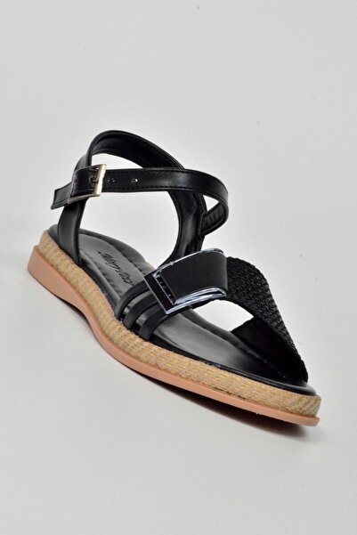 Merry Pace Σανδάλια με μονό ψάθινο λουράκι με επίπεδη σόλα από ψάθι 358205Z