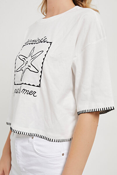 Arma Life Women's Starfish Patterned White Loose Crop T-Shirt