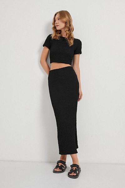 Arma Life Armalife 6417 short sleeve t-shirt with slit detail textured skirt women's set