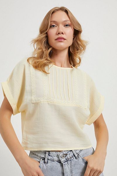 Arma Life Armalife 4825 short sleeve muslin women's blouse with lace detail