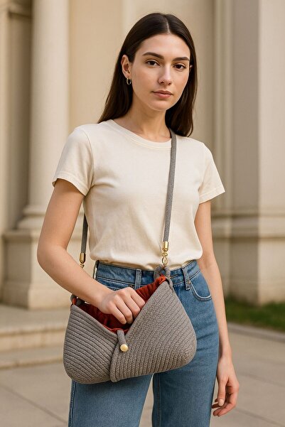 Timeless Handmade Knitted Crossbody Bag - Double Color - Drawstring with Chain Strap