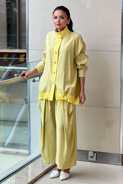 Ghisa Kupra Suit with Vertical Yak Hem Rope Gathered Loose Trousers