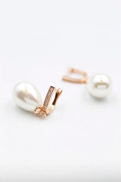 Rasanet Pearl Earrings - White