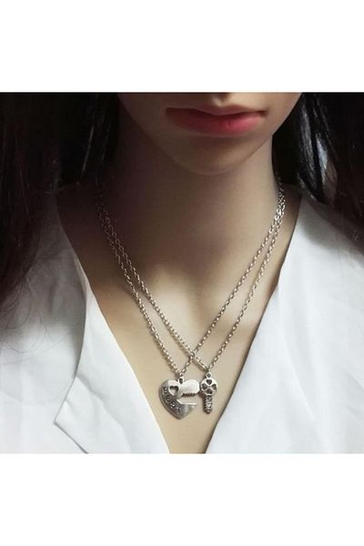 REDz Accessories Necklaces for Couples, Love Symbol, Heart with Key Cutout, Silver