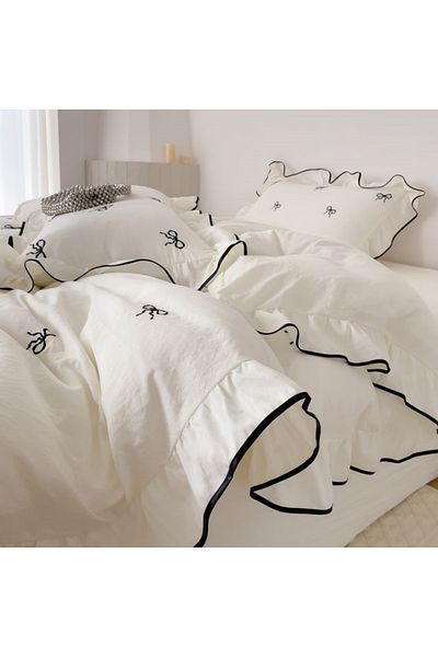 Choice 200x200cm3pcs white 3pcs bow embroidery Bedding set ruffles Duvet Cover Set (1*Duvet Cover + 2*Pillo