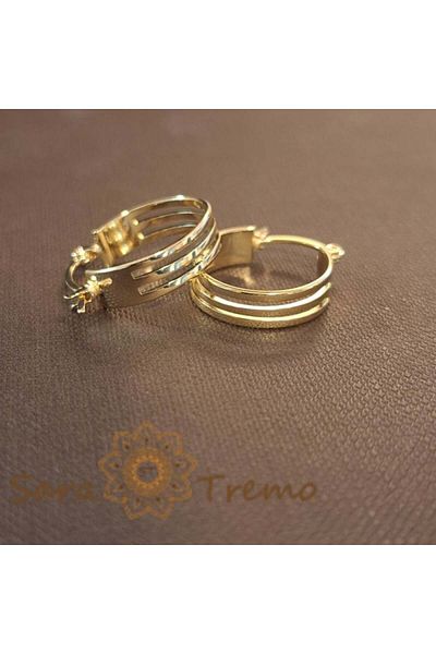 saratremo Small classic earrings, 3 cut-out rings, 1.7 cm – Subtle elegance and refined details