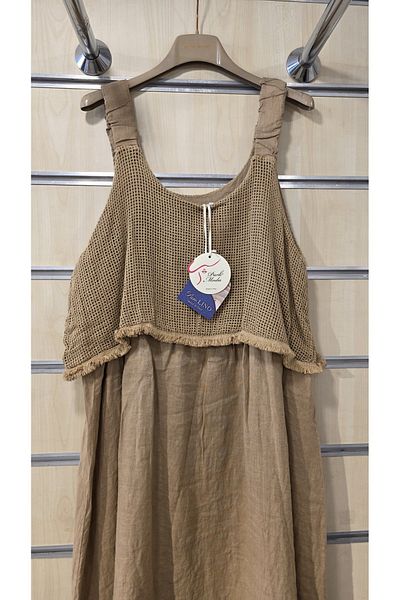 Park Moda Ιταλικό λινό φόρεμα με λουράκι με λεπτομέρεια με κρόσσια