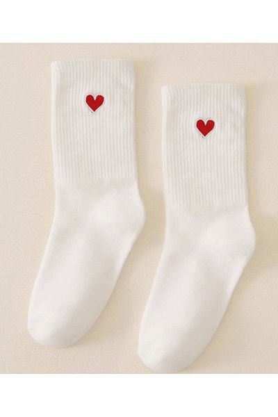 saratremo White socks with red heart – Size 36-39, breathable