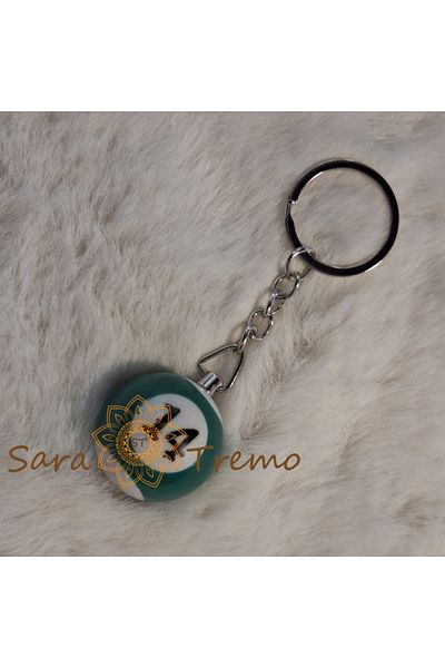 saratremo Billiard Ball Keychain