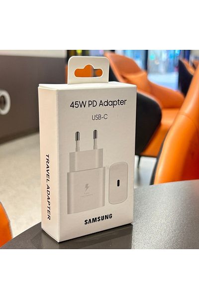Samsung شاحن PD أبيض أوروبي فائق السرعة بقوة 45 وات لهاتف Galaxy S25 Ultra Plus S24 S23 S22 A56 A55 A3