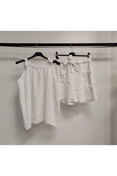 della moor Women's White Italian Zero Sleeve Shorts Linen Suit