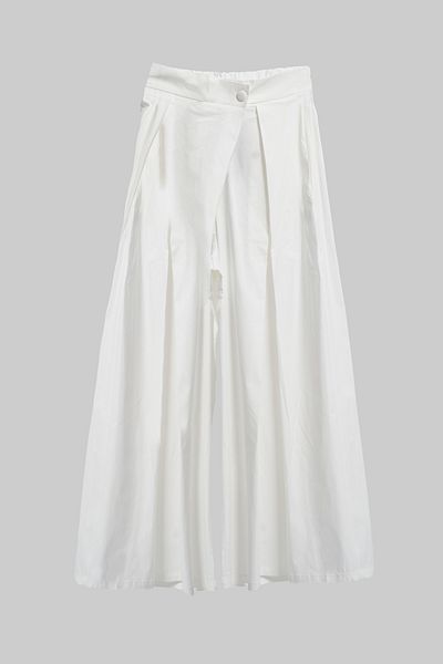 its basic Women's Ecru Color Super Palazzo Fit Special Fabric Pleated Design Trousers