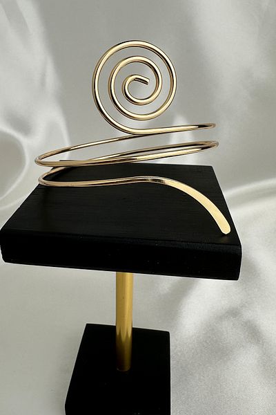 Modex Gold Color Metal Curved Geometric Pattern Adjustable Handle Accessory (Diameter: 9cm)