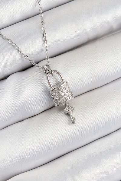 Clariss 316L Steel Zircon Stone Lock and Dangle Key Model Silver Color Women's Necklace