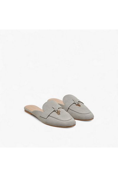 Flora Bella by Shoexpress حذاء مفتوح سهل الارتداء بلمسة معدنية