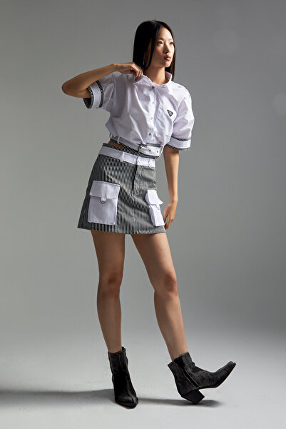 its basic Жіноча чорно-біла смугаста кольорова сумка з кишенями, міні-довжина, спеціальний дизайн, спідниця