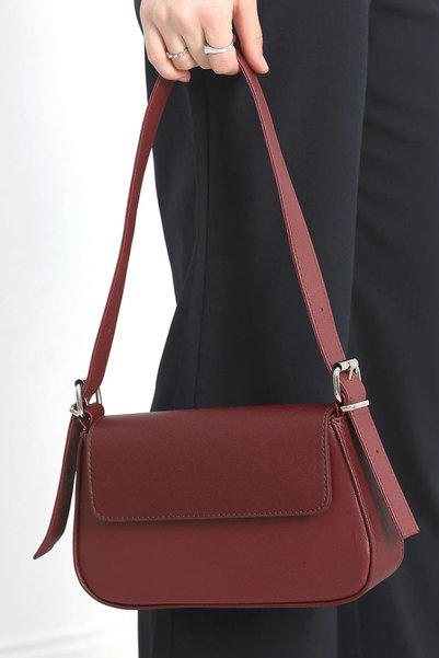 Catwins Women's Burgundy Baguette Cover Strap Shoulder Bag C3005