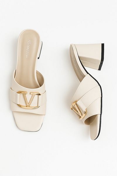 Elvessa Women's Beige Skin 5 cm Thick Heeled Slippers, Gold Buckle Stylish Daily Summer Shoes