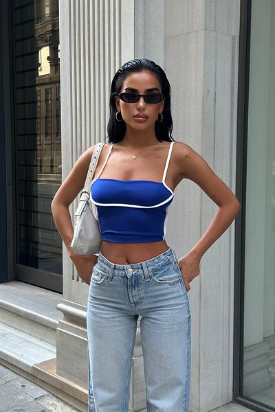 World Fashion Trends WFT4096 Bluză crop contrastantă cu bretele