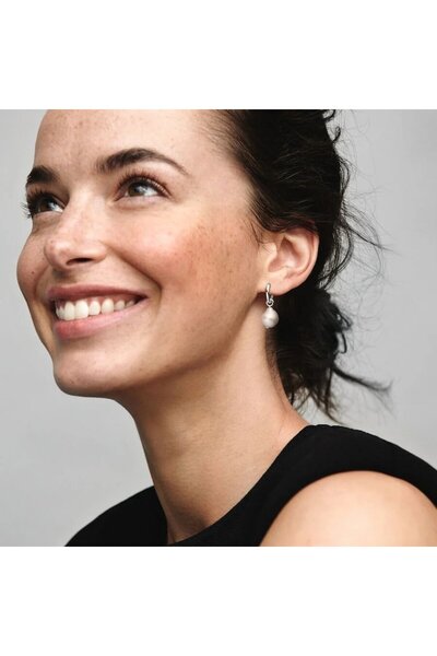 Pandora Cercei rotunzi cu perla de cultura de apa dulce tratata in stil baroc - Argint 925