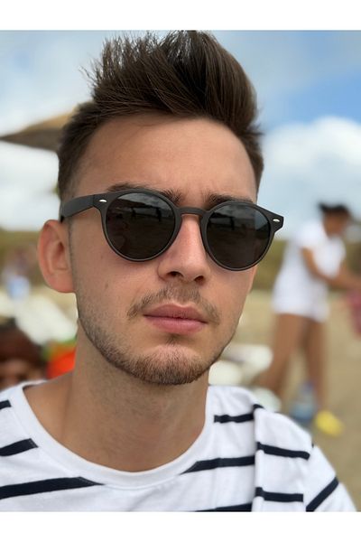Ferrucci Brand Model Men's Sunglasses with Transparent Black Matte Round Frame and Black Glass