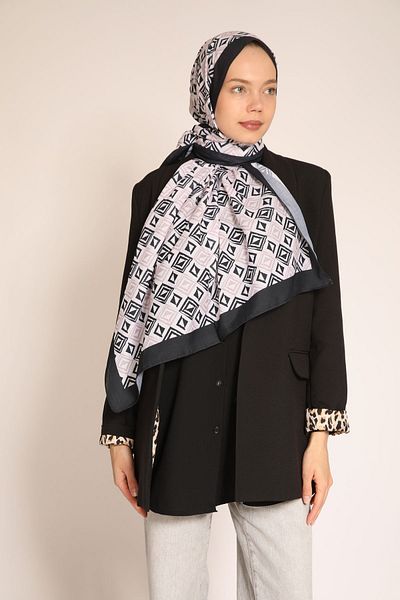 BERCHEM SCARF Akel Geometric Patterned Shawl – Modern and Elegant Chic