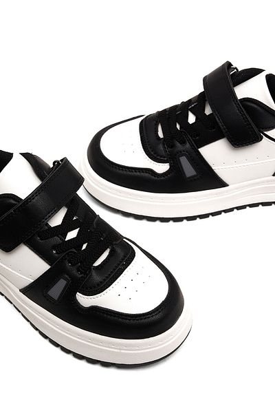 R&B Black BOYS CASUAL SHOE 32-37