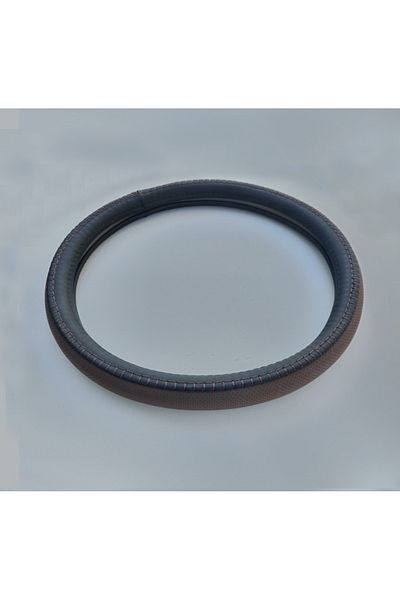 DELUXETUNING Husa volan imitatie piele neagra, cu imitatie de piele perforata maro si cusaturi maro